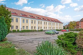 Exclusive 2 Bedroom Apartment