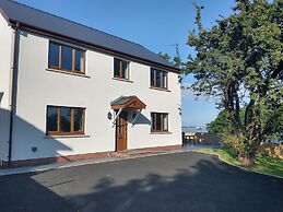 Martello View - 3 Bedroom - Llanreath