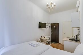 Travelto Poltavskaya 5