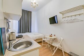 Travelto Poltavskaya 5