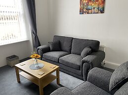 Impeccable 1-bed Apartment Perth a Home From Home