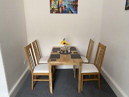 Impeccable 1-bed Apartment Perth a Home From Home