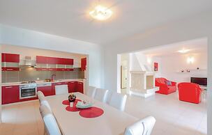 Awesome Home in Prizba With Wifi and 3 Bedrooms