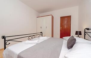 Awesome Home in Prizba With Wifi and 3 Bedrooms