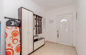Awesome Home in Prizba With Wifi and 3 Bedrooms