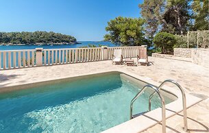 Awesome Home in Prizba With Wifi and 3 Bedrooms