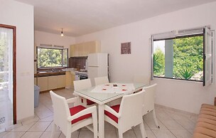 Awesome Home in Crnja Luka With 3 Bedrooms and Wifi