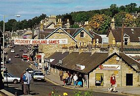 Immaculate 1 Bed Apartment in Pitlochry, Scotland