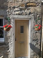 Pitlochry Stay-sleeps 3-central & Connected