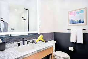 Hyatt Centric Downtown Denver