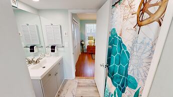 SPC 1001 is a Pet Friendly 1 BR close to pool by RedAwning