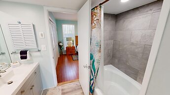 SPC 1001 is a Pet Friendly 1 BR close to pool by RedAwning