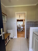 Hollicarrs - Dragonfly Lodge