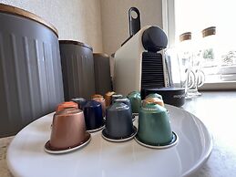 Hollicarrs - Dragonfly Lodge