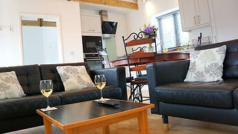 Courtbrook Farm Apartments