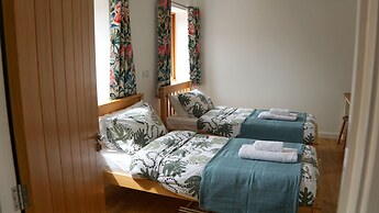 Courtbrook Farm Apartments