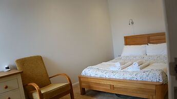 Courtbrook Farm Apartments