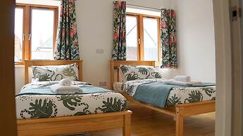 Courtbrook Farm Apartments