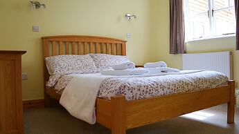 Courtbrook Farm Apartments