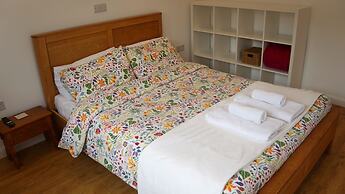 Courtbrook Farm Apartments