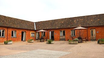 Courtbrook Farm Apartments