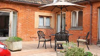 Courtbrook Farm Apartments