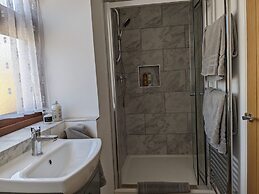 Courtbrook Farm Apartments