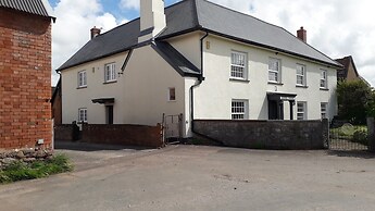 Courtbrook Farm Apartments