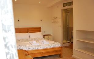 Courtbrook Farm Apartments