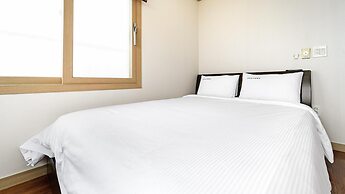 Seogwipo Seongsanposarang Pension