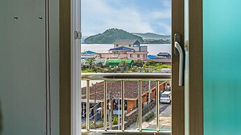 Seogwipo Seongsanposarang Pension