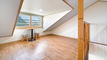 Seogwipo Seongsanposarang Pension