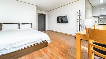 Seogwipo Seongsanposarang Pension