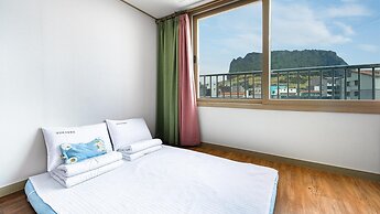 Seogwipo Seongsanposarang Pension