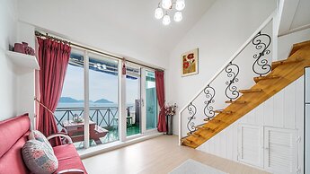 Namhae Opera House Pension