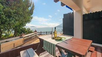 Namhae Opera House Pension