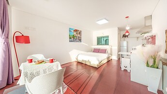 Namhae Opera House Pension