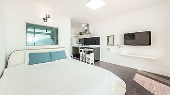 Namhae Opera House Pension