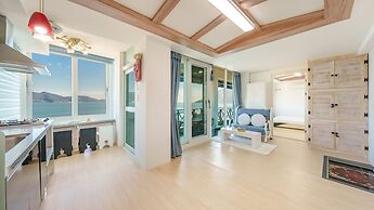 Namhae Opera House Pension