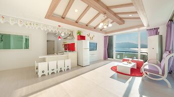 Namhae Opera House Pension