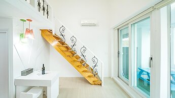 Namhae Opera House Pension