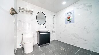 Namhae Opera House Pension