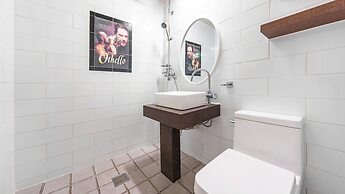 Namhae Opera House Pension