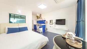 Namhae Opera House Pension