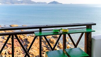 Namhae Opera House Pension