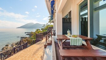 Namhae Opera House Pension