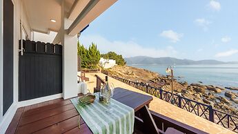 Namhae Opera House Pension