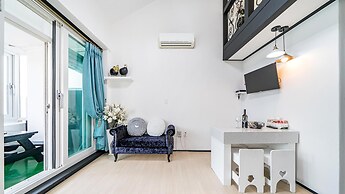 Namhae Opera House Pension