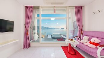 Namhae Opera House Pension