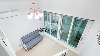 Namhae Opera House Pension